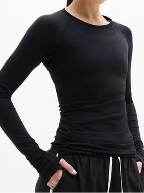 Athleta Momentum Seamless Sport Length Top